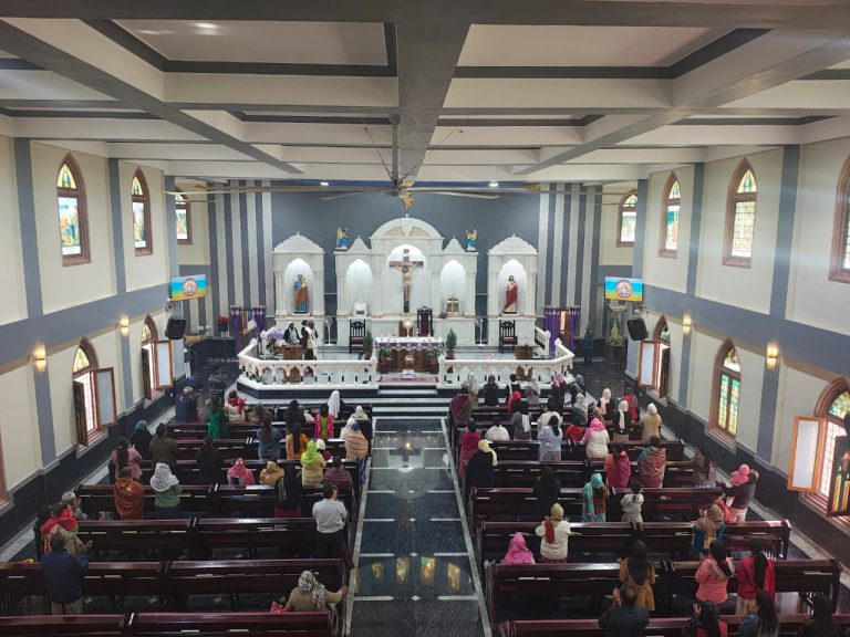 Spiritual Prayer Service at Our Lady of Seven Dolours Church, Conducted by Karunalaya Team. Christmas Preparation.